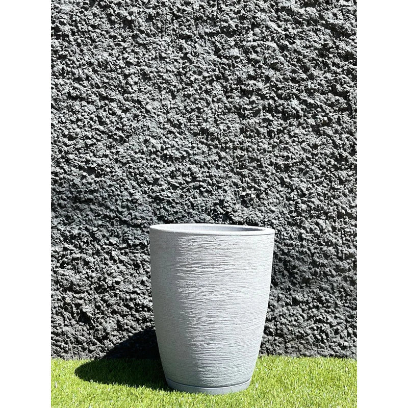 Vaso para plantas com design escovado